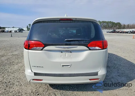 2017 Chrysler Pacifica Lx z USA, uszkodzony, nr VIN 2C4RC1CG0HR594121